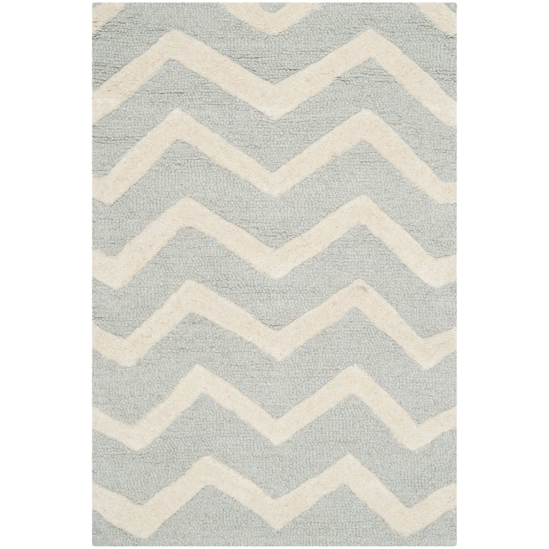 SAFAVIEH Cambridge CAM714G Handmade Grey / Ivory Rug Image 1