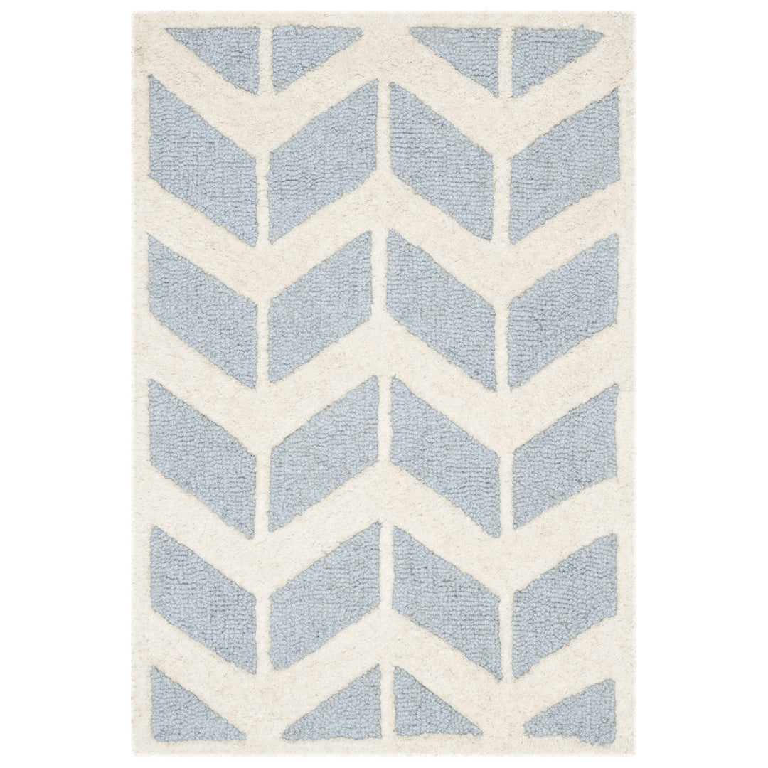 SAFAVIEH Cambridge CAM718B Handmade Blue / Ivory Rug Image 8