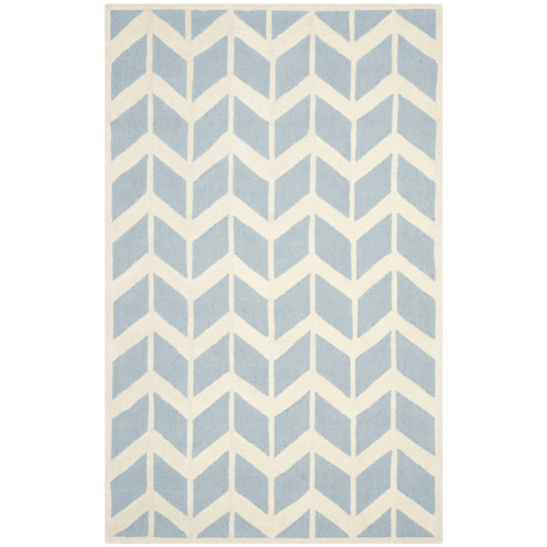 SAFAVIEH Cambridge CAM718B Handmade Blue / Ivory Rug Image 10