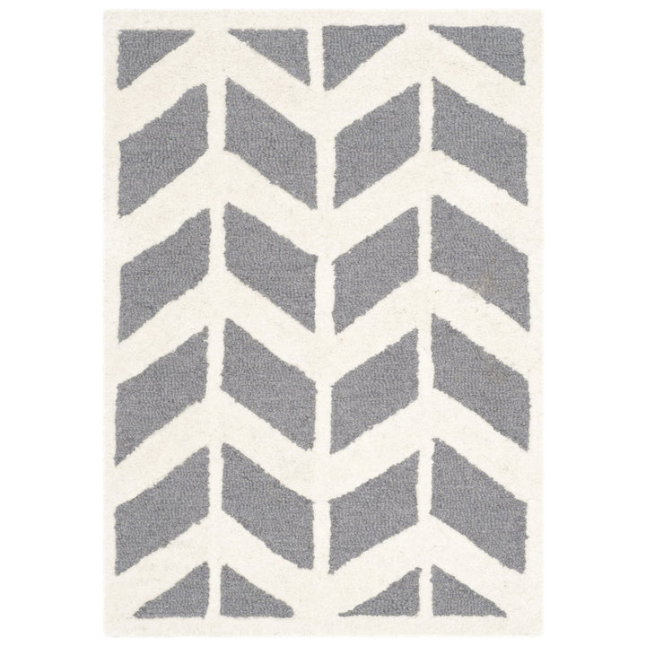 SAFAVIEH Cambridge CAM718D Dark Grey / Ivory Rug Image 1