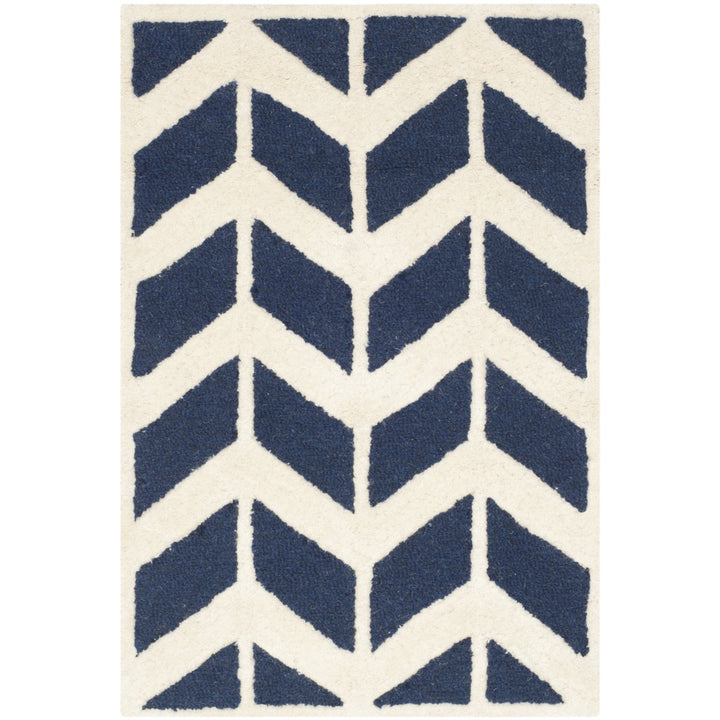 SAFAVIEH Cambridge CAM718M Handmade Navy / Ivory Rug Image 1