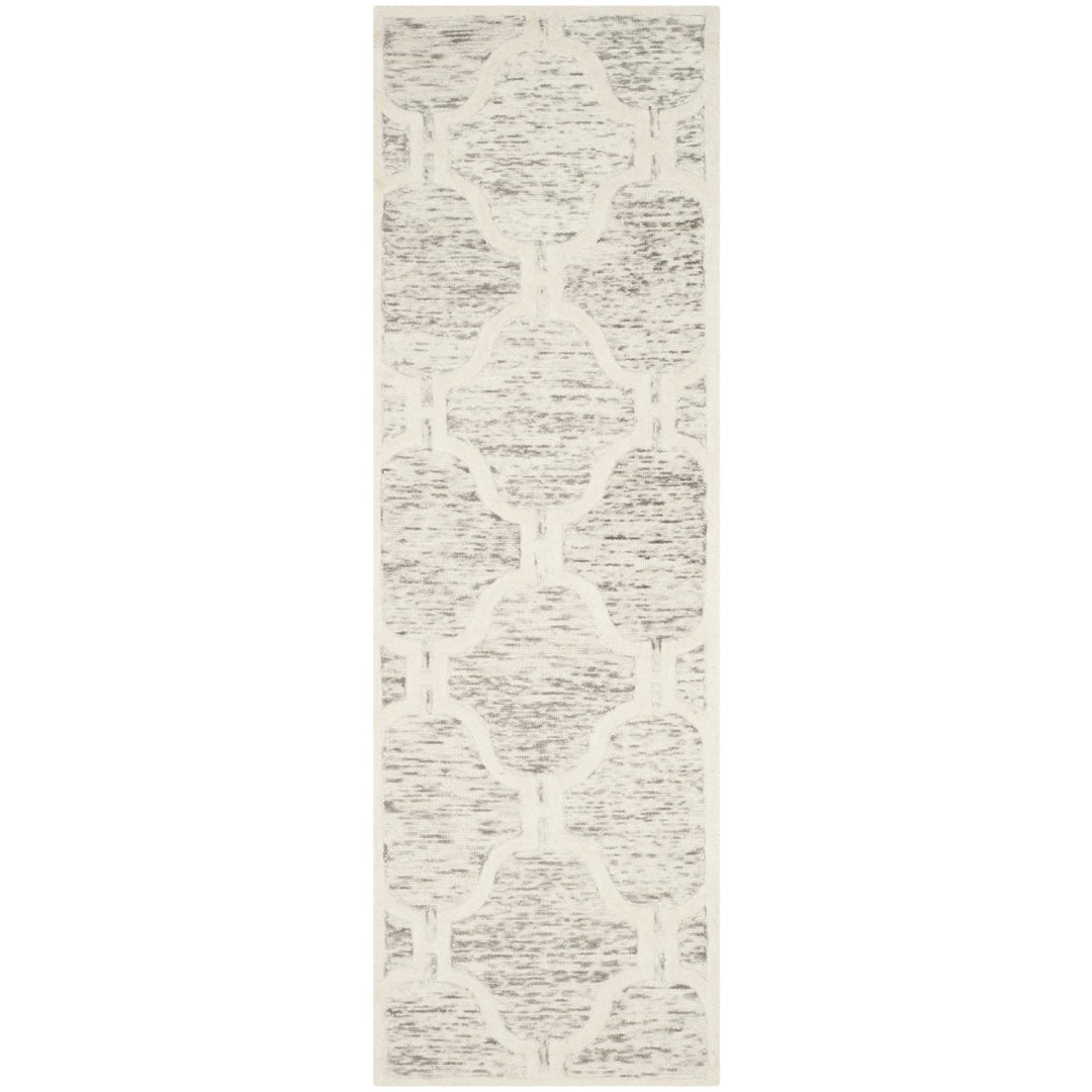 SAFAVIEH Cambridge CAM727R Light Brown / Ivory Rug Image 1