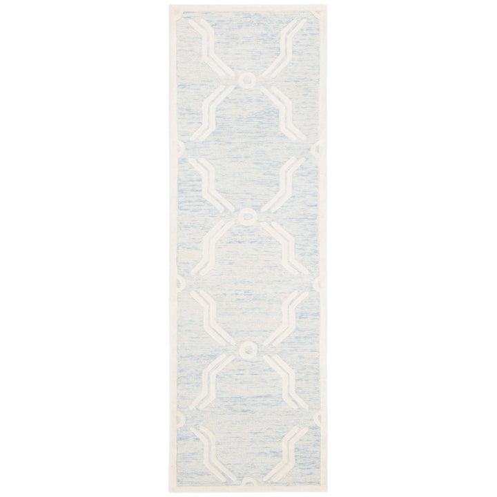 SAFAVIEH Cambridge CAM728B Light Blue / Ivory Rug Image 5