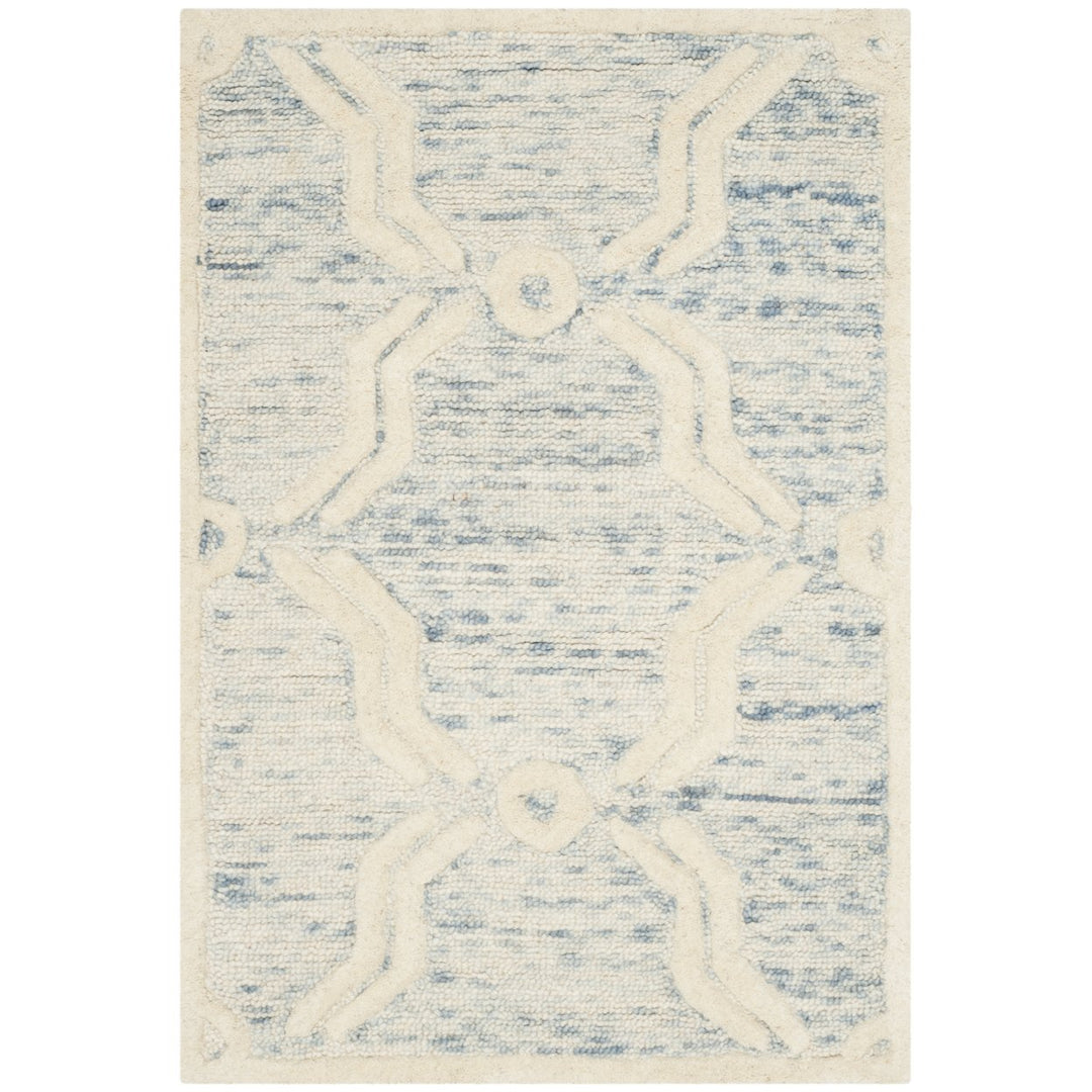 SAFAVIEH Cambridge CAM728B Light Blue / Ivory Rug Image 1