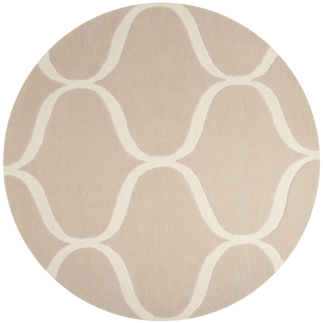 SAFAVIEH Cambridge CAM730J Light Beige / Ivory Rug Image 4