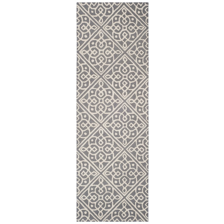 SAFAVIEH Cambridge CAM731D Dark Grey / Ivory Rug Image 1