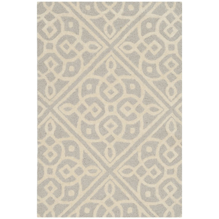 SAFAVIEH Cambridge CAM731G Light Grey / Ivory Rug Image 1