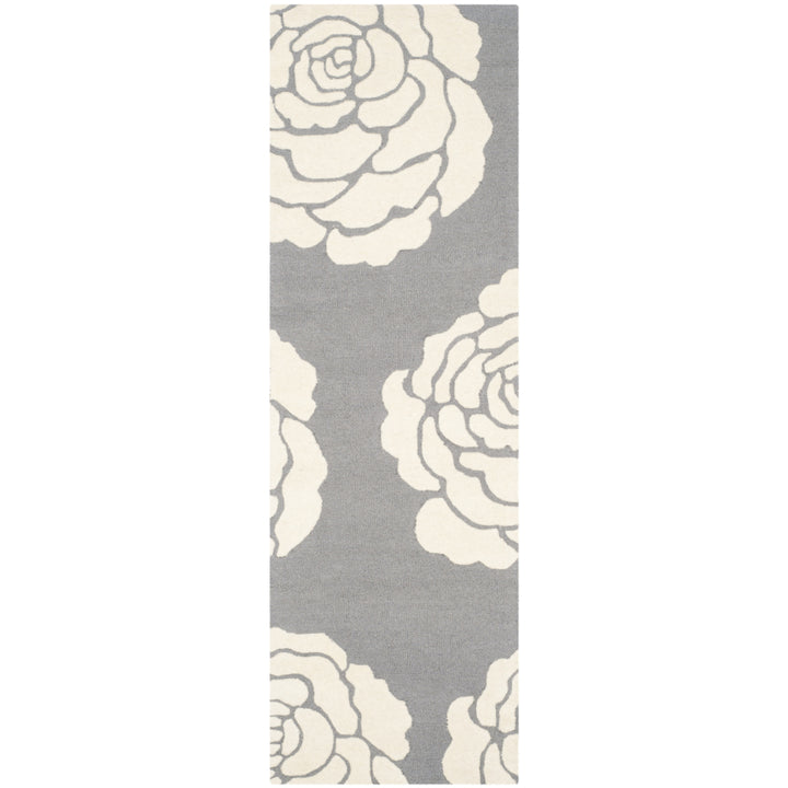 SAFAVIEH Cambridge CAM782D Dark Grey / Ivory Rug Image 5