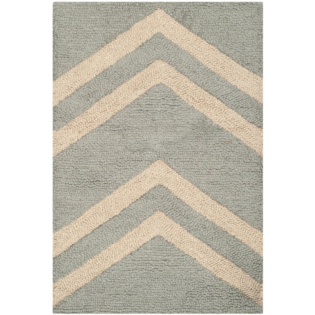 SAFAVIEH Cambridge CAM824A Handmade Grey / Beige Rug Image 1