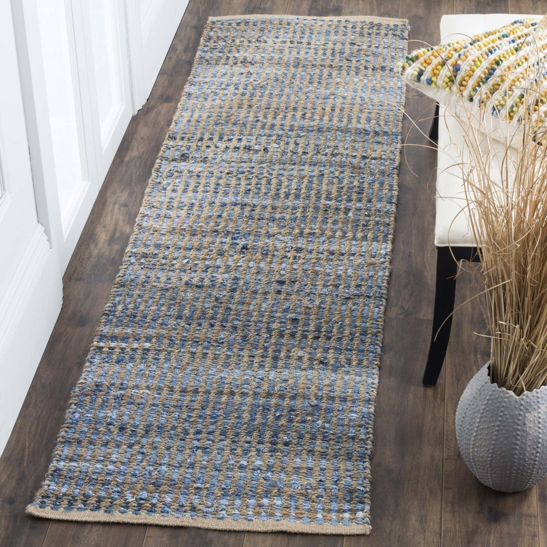 SAFAVIEH Cape Cod CAP352A Handwoven Natural / Blue Rug Image 2