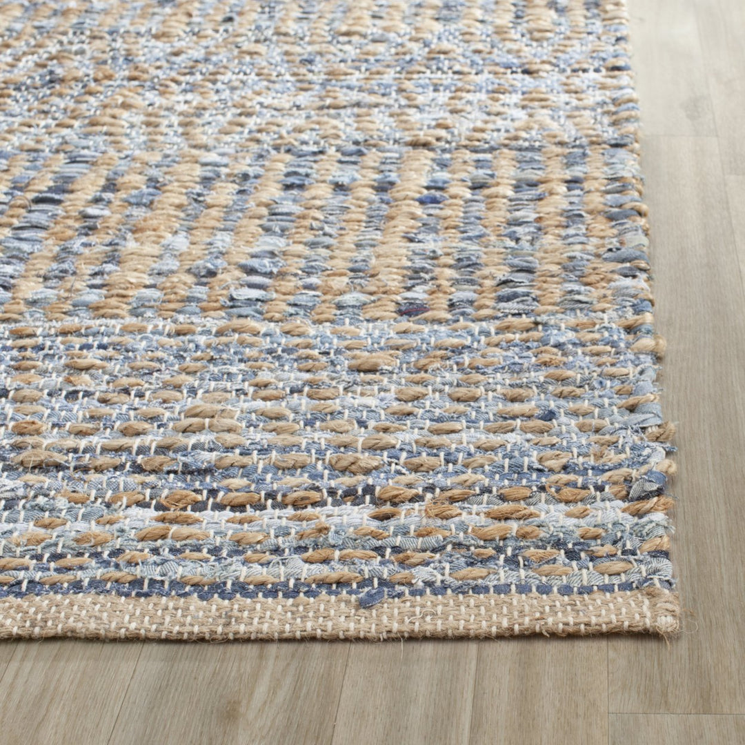 SAFAVIEH Cape Cod CAP353A Handwoven Natural / Blue Rug Image 5