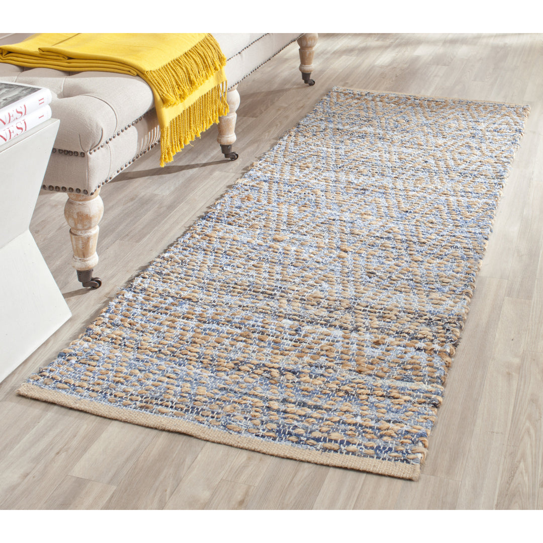 SAFAVIEH Cape Cod CAP351A Handwoven Natural / Blue Rug Image 11