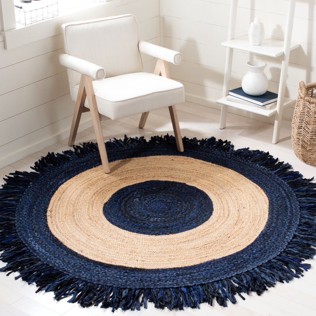 SAFAVIEH Cape Cod CAP701N Handwoven Navy / Natural Rug Image 2