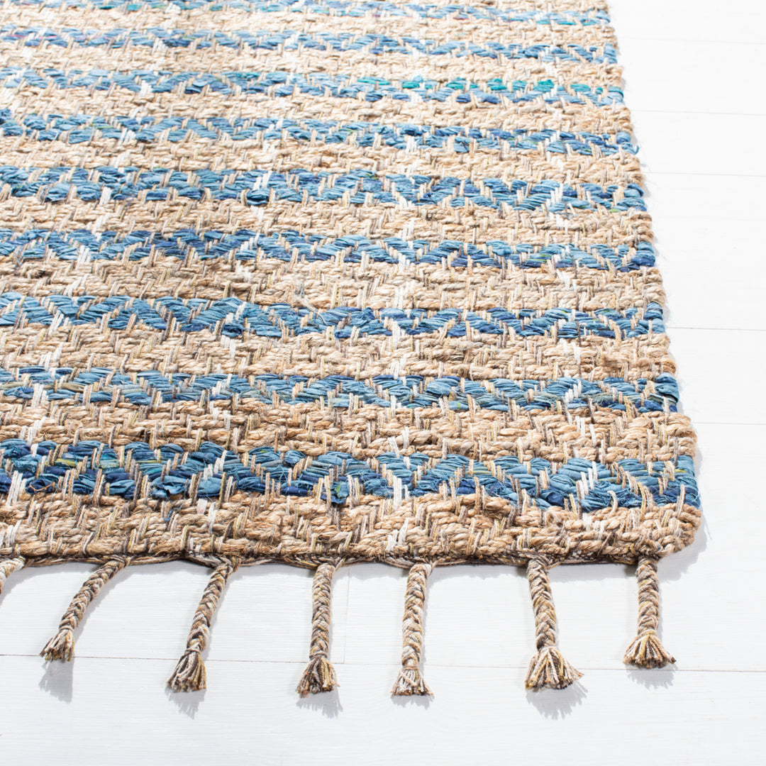 SAFAVIEH Cape Cod CAP844M Handwoven Blue / Natural Rug Image 2