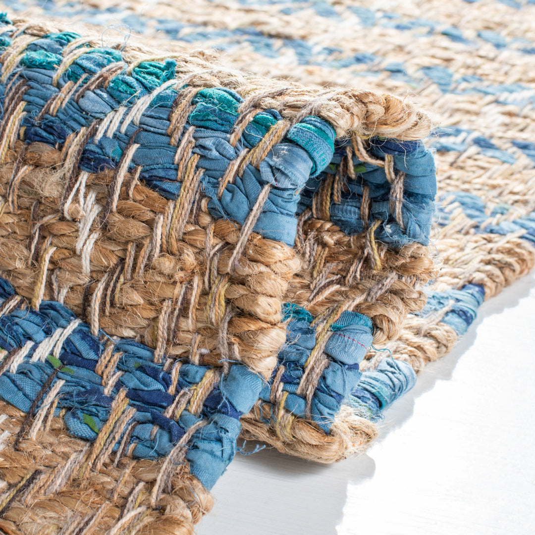 SAFAVIEH Cape Cod CAP844M Handwoven Blue / Natural Rug Image 4