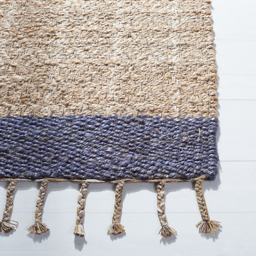 SAFAVIEH Cape Cod CAP846V Handwoven Natural / Purple Rug Image 4