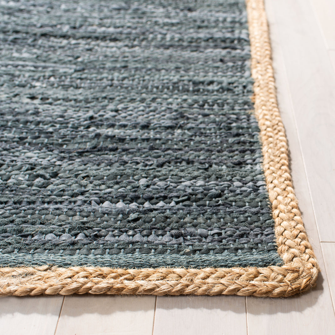 SAFAVIEH Cape Cod CAP901F Handwoven Grey / Natural Rug Image 4