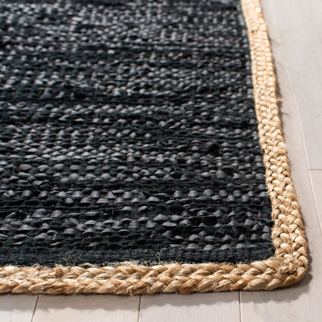 SAFAVIEH Cape Cod CAP901Z Handwoven Black / Natural Rug Image 4