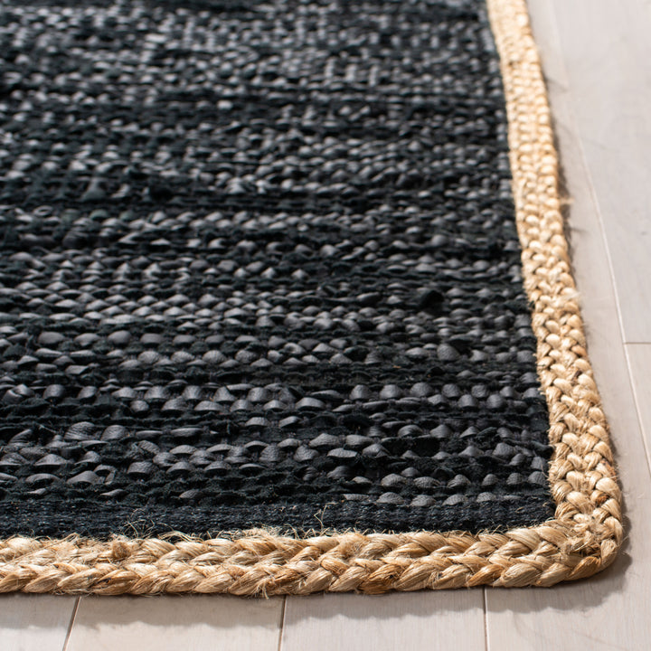 SAFAVIEH Cape Cod CAP901Z Handwoven Black / Natural Rug Image 4