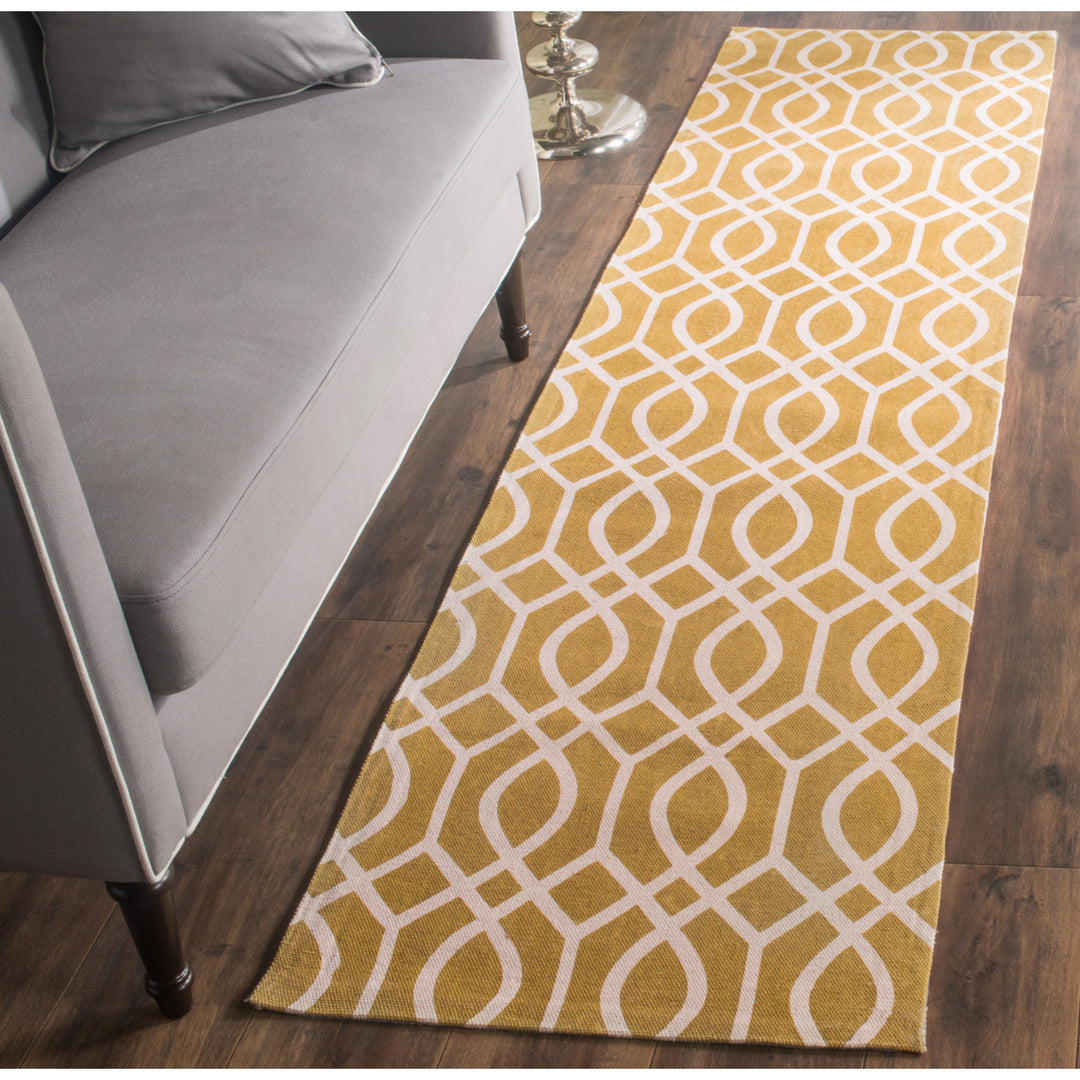 SAFAVIEH Cedar Brook CDR141C Handmade Citron / Ivory Rug Image 3