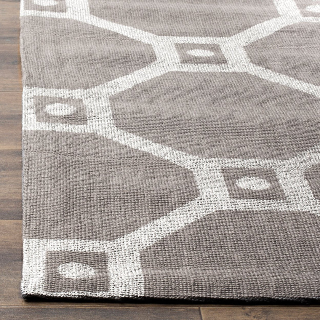 SAFAVIEH Cedar Brook CDR269K Handmade Grey / Silver Rug Image 2