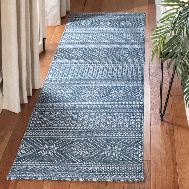 SAFAVIEH Cedar Brook CDR711M Handmade Blue / Ivory Rug Image 2