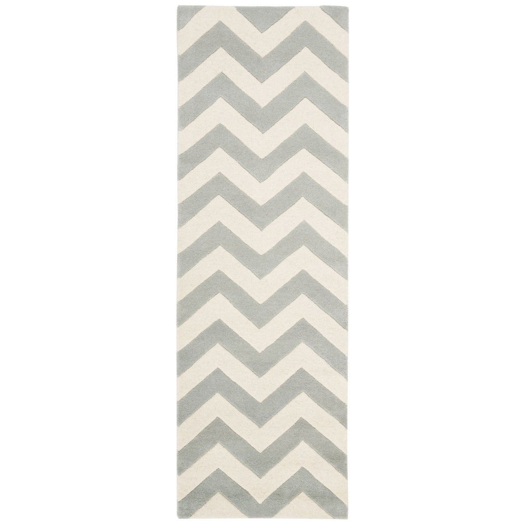 SAFAVIEH Chatham CHT715E Handmade Grey / Ivory Rug Image 5