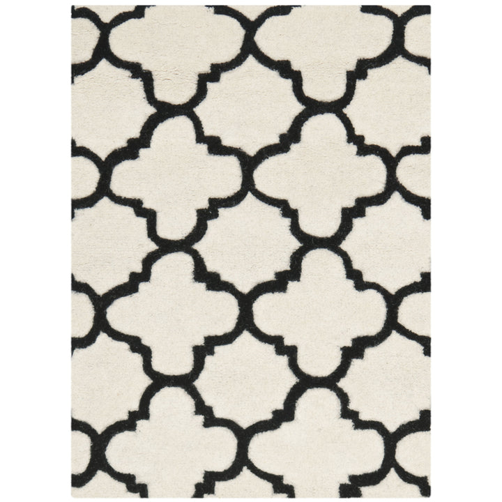 SAFAVIEH Chatham CHT717A Handmade Ivory / Black Rug Image 8