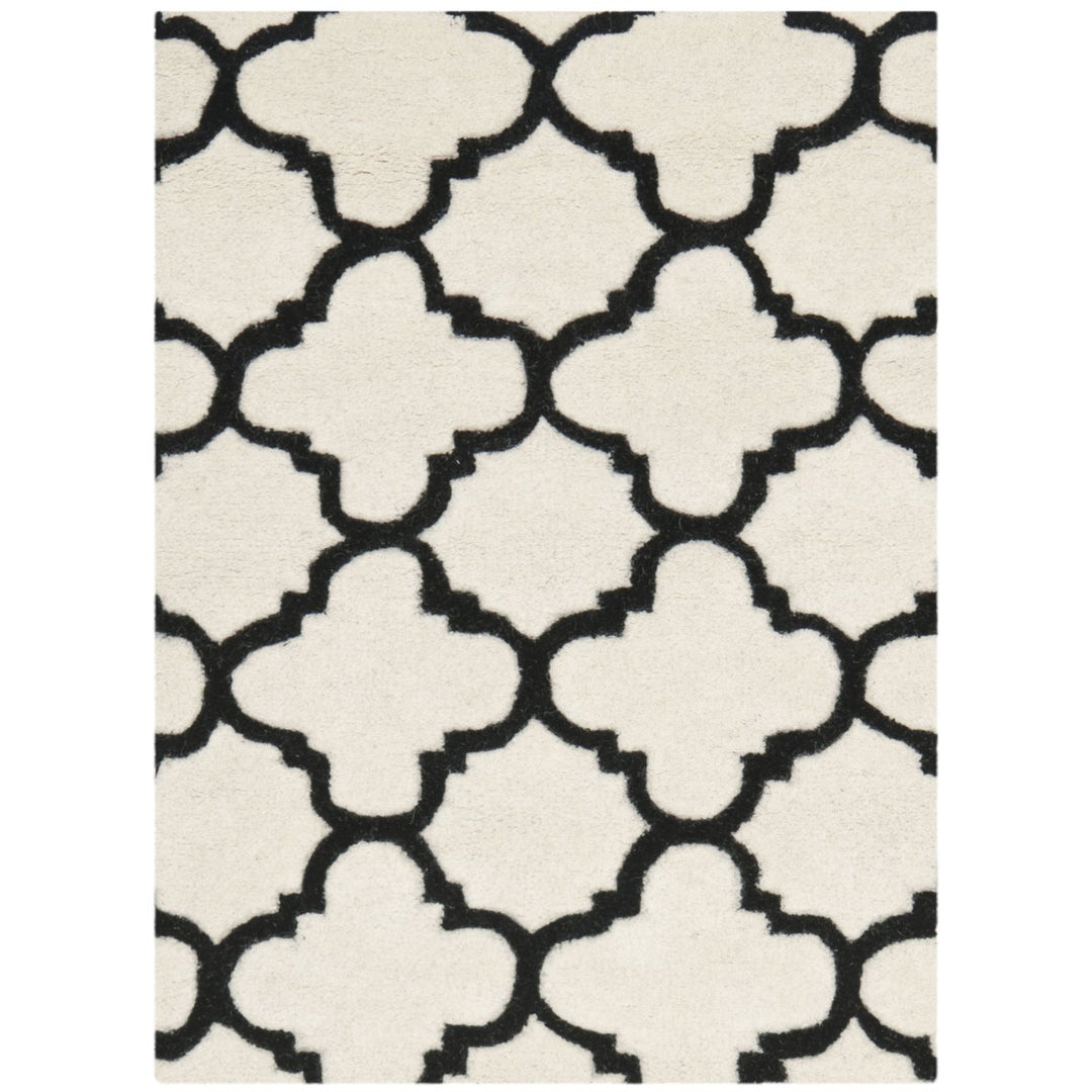 SAFAVIEH Chatham CHT717A Handmade Ivory / Black Rug Image 1