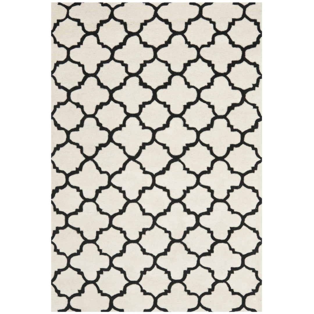 SAFAVIEH Chatham CHT717A Handmade Ivory / Black Rug Image 9