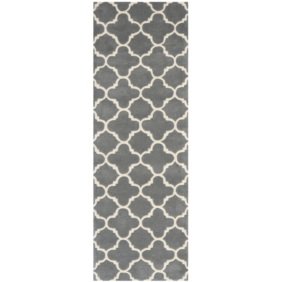 SAFAVIEH Chatham CHT717D Handmade Dark Grey / Ivory Rug Image 5