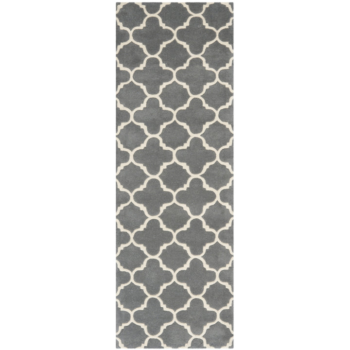 SAFAVIEH Chatham CHT717D Handmade Dark Grey / Ivory Rug Image 5