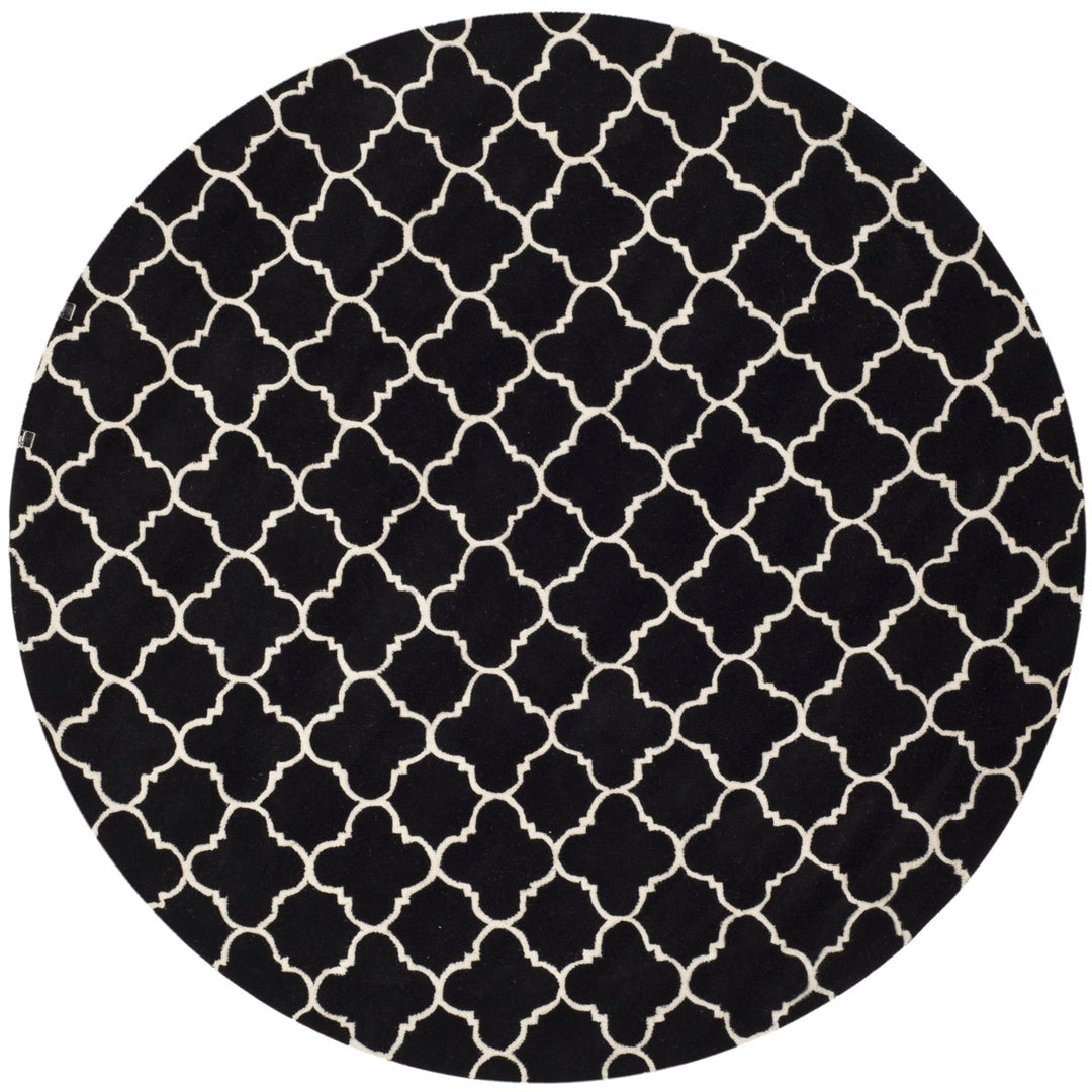 SAFAVIEH Chatham CHT717K Handmade Black / Ivory Rug Image 1