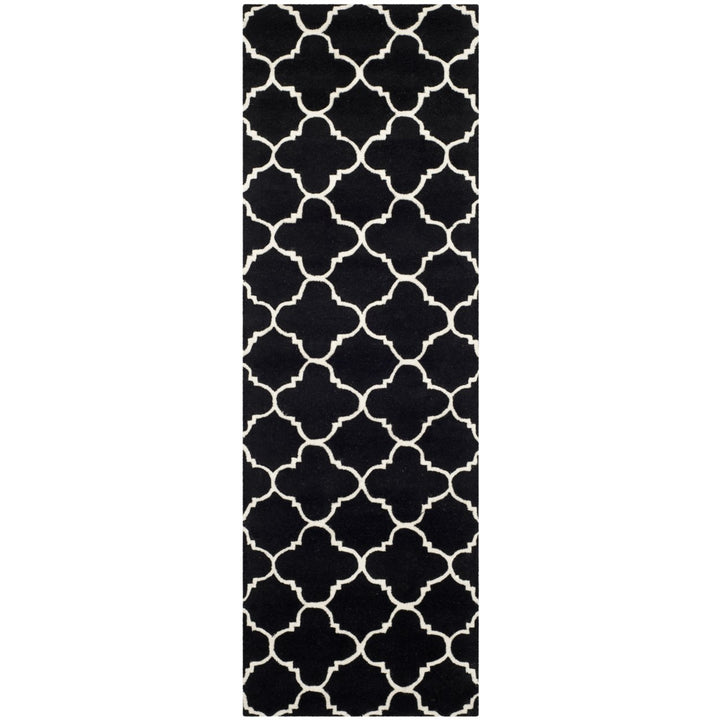 SAFAVIEH Chatham CHT717K Handmade Black / Ivory Rug Image 1