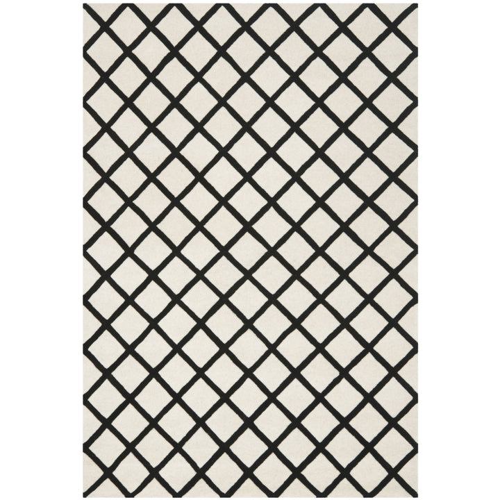 SAFAVIEH Chatham CHT718A Handmade Ivory / Black Rug Image 10