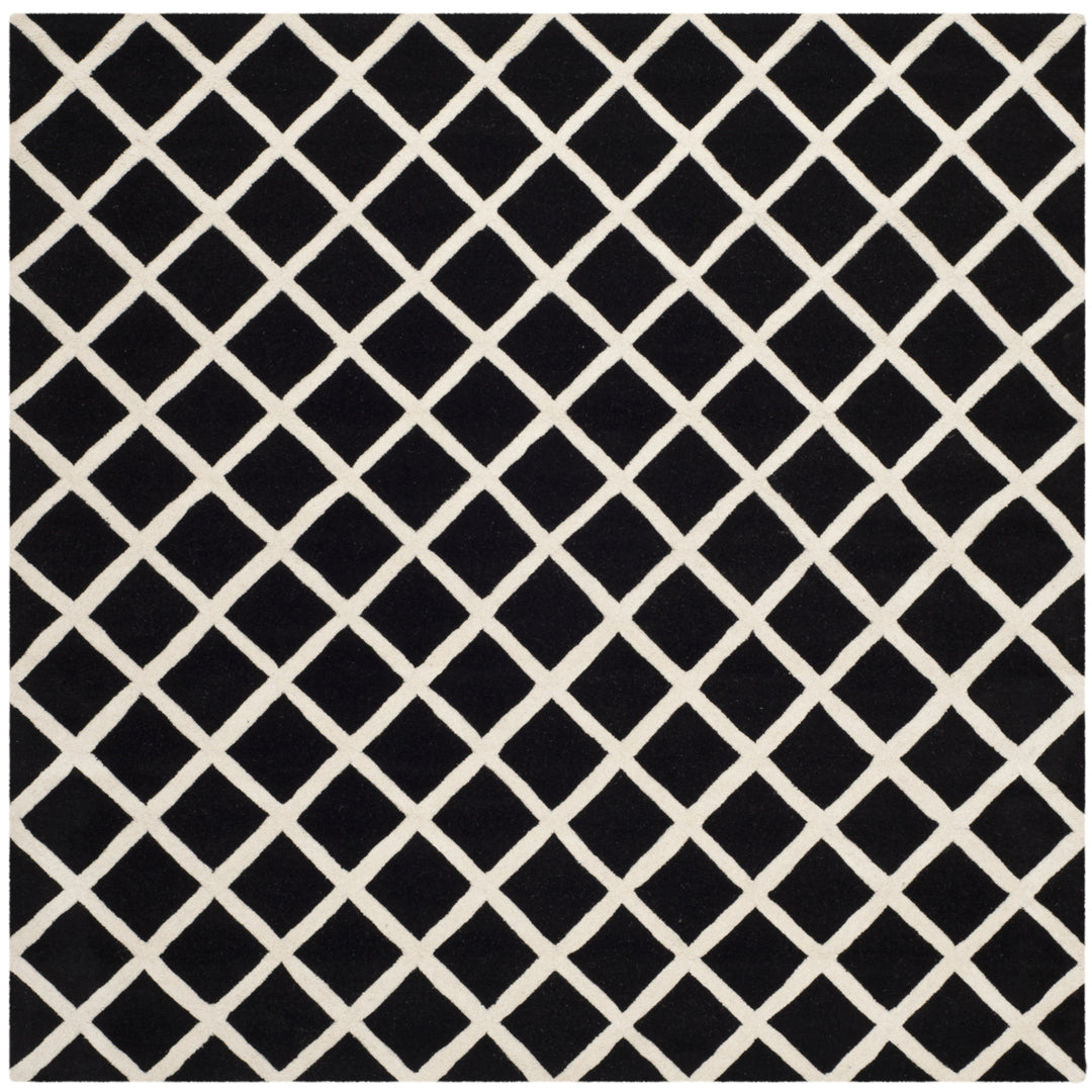 SAFAVIEH Chatham CHT718K Handmade Black / Ivory Rug Image 6