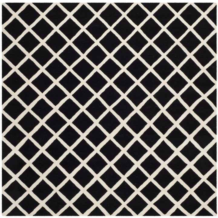 SAFAVIEH Chatham CHT718K Handmade Black / Ivory Rug Image 1