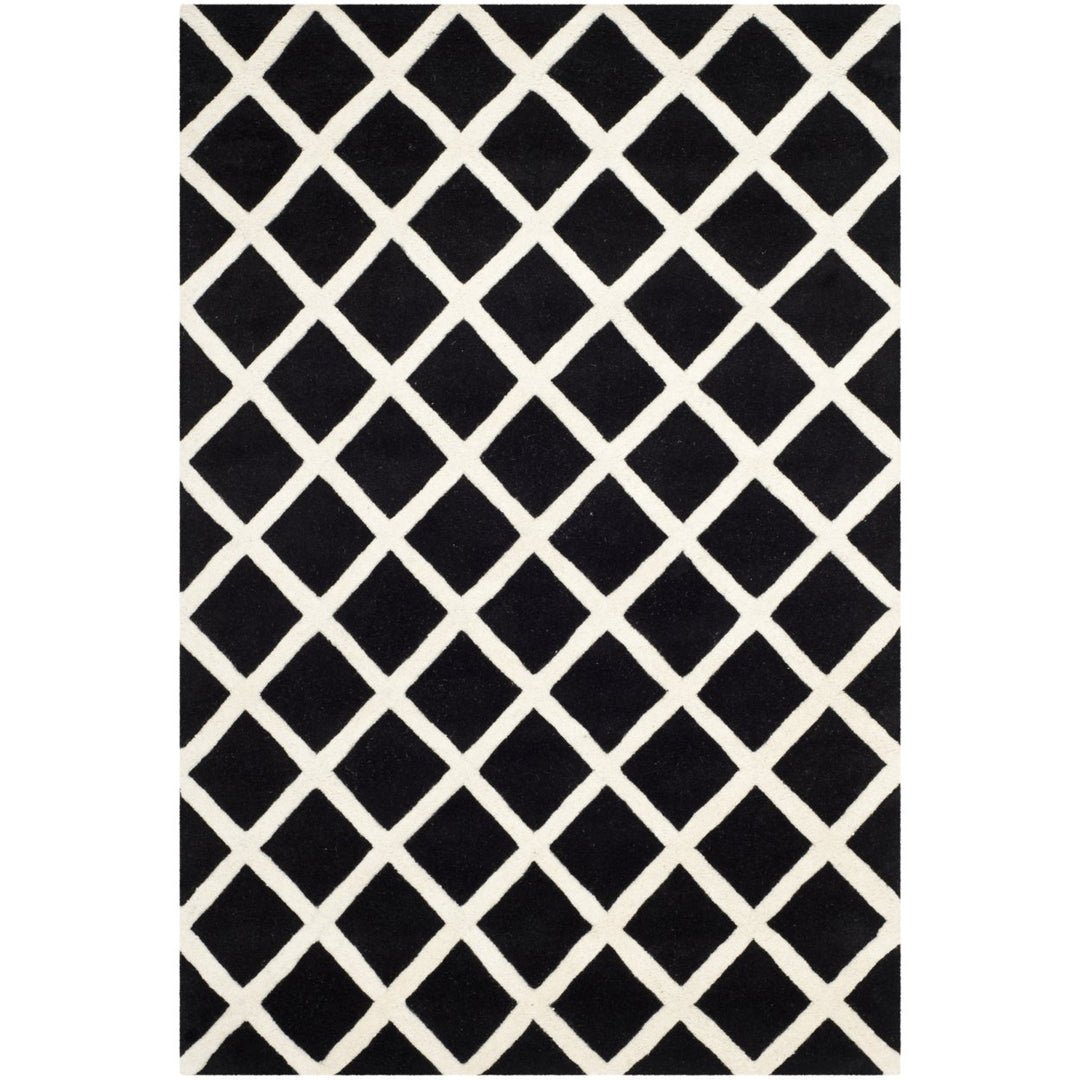 SAFAVIEH Chatham CHT718K Handmade Black / Ivory Rug Image 1