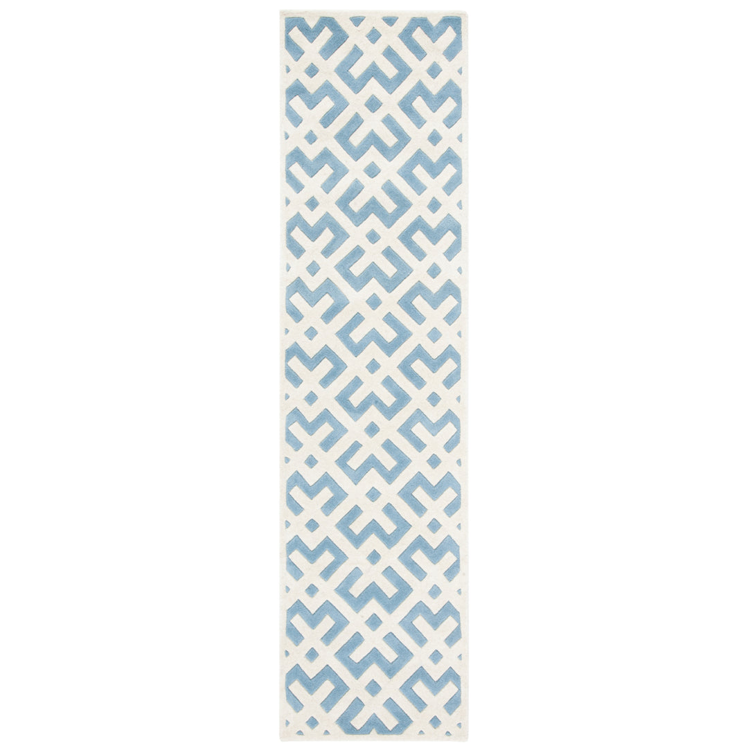 SAFAVIEH Chatham CHT719B Handmade Blue / Ivory Rug Image 4