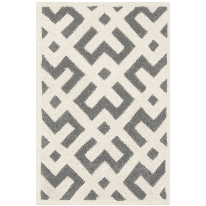 SAFAVIEH Chatham CHT719D Handmade Dark Grey / Ivory Rug Image 2