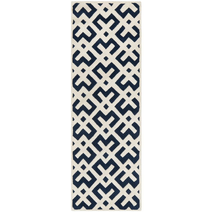 SAFAVIEH Chatham CHT719C Handmade Dark Blue / Ivory Rug Image 1