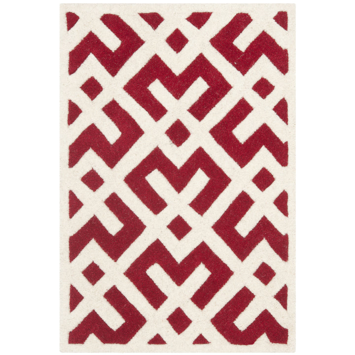 SAFAVIEH Chatham CHT719G Handmade Red / Ivory Rug Image 1