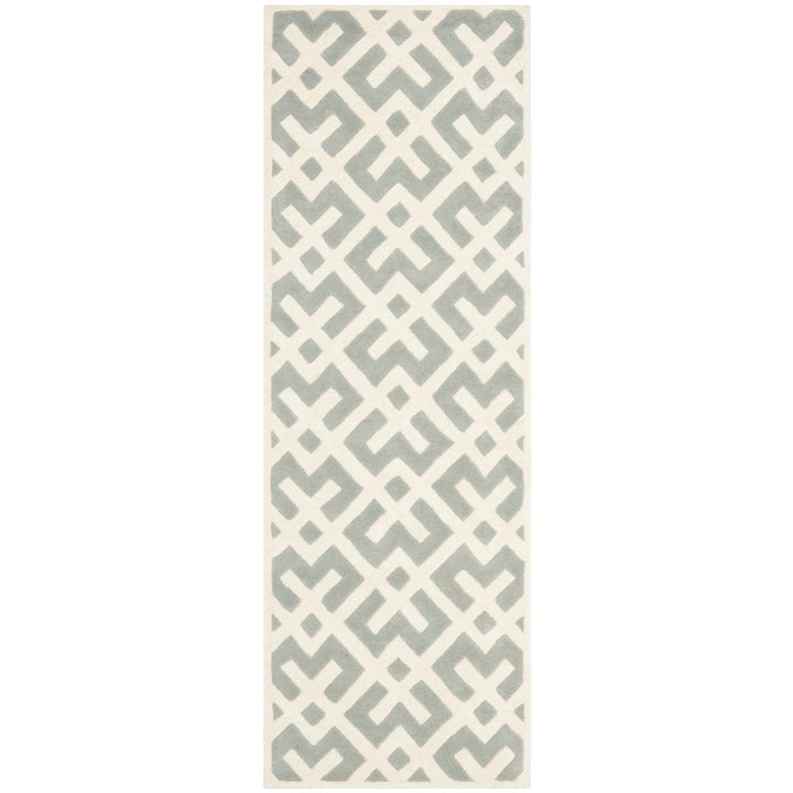 SAFAVIEH Chatham CHT719E Handmade Grey / Ivory Rug Image 1