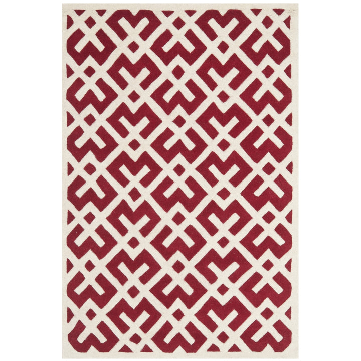 SAFAVIEH Chatham CHT719G Handmade Red / Ivory Rug Image 10