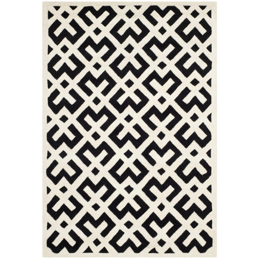 SAFAVIEH Chatham CHT719K Handmade Black / Ivory Rug Image 9