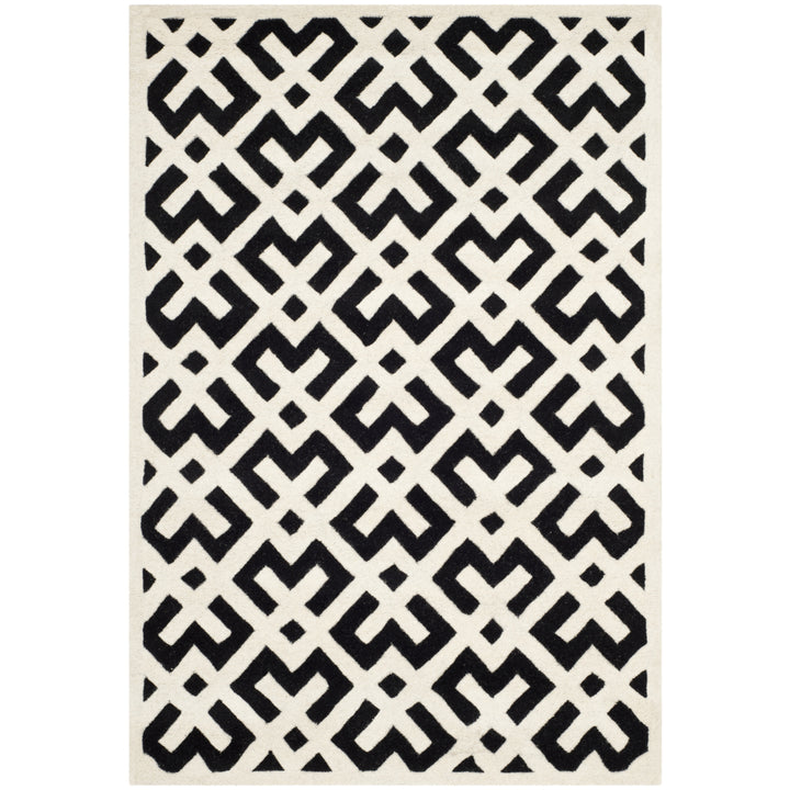 SAFAVIEH Chatham CHT719K Handmade Black / Ivory Rug Image 9