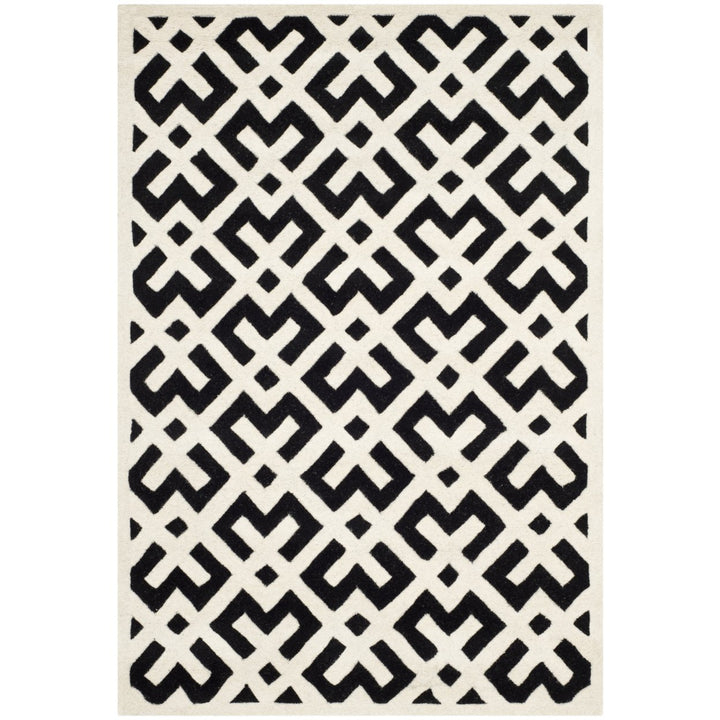 SAFAVIEH Chatham CHT719K Handmade Black / Ivory Rug Image 1