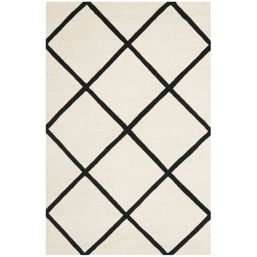 SAFAVIEH Chatham CHT720A Handmade Ivory / Black Rug Image 9