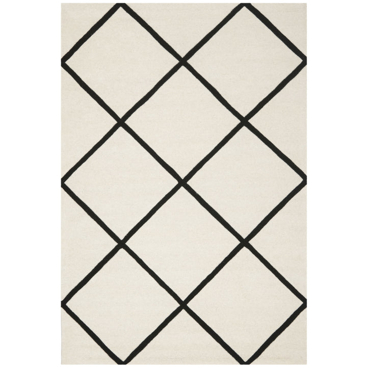 SAFAVIEH Chatham CHT720A Handmade Ivory / Black Rug Image 10