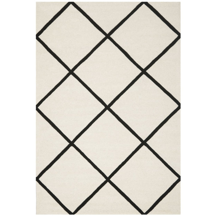 SAFAVIEH Chatham CHT720A Handmade Ivory / Black Rug Image 1